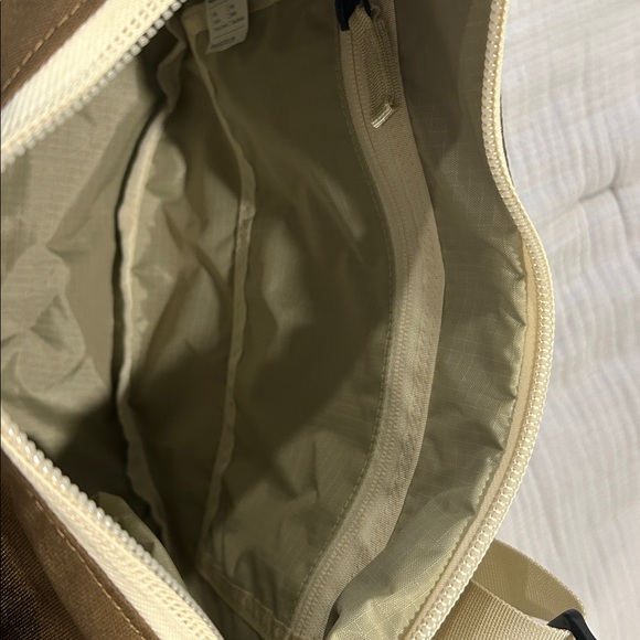 Walker Family Goods Bay Bag in Chocolate NWOT - Picture 5 of 6